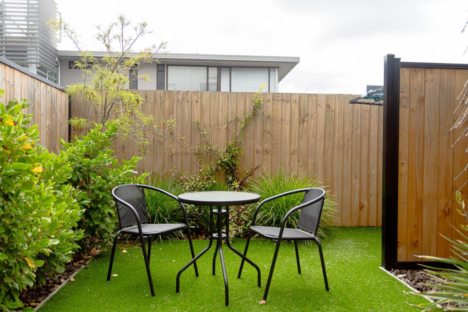Modern 2 Bedroom Townhouse In Cbd With Parking! Sleeps 5 크라이스트처치 외부 사진