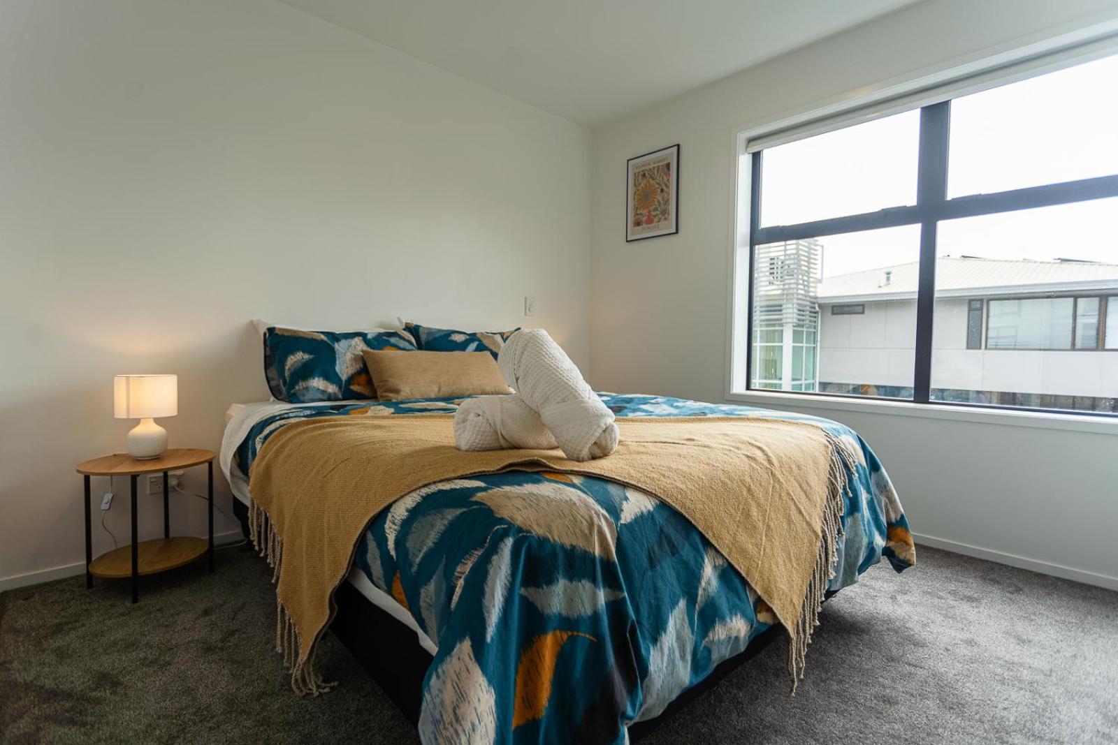 Modern 2 Bedroom Townhouse In Cbd With Parking! Sleeps 5 크라이스트처치 외부 사진