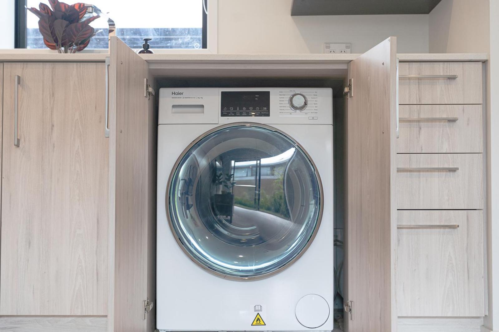 Modern 2 Bedroom Townhouse In Cbd With Parking! Sleeps 5 크라이스트처치 외부 사진